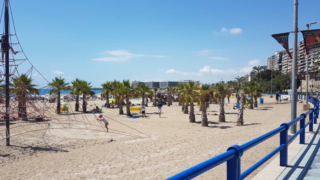 Turina Beach Аликанте Екстериор снимка