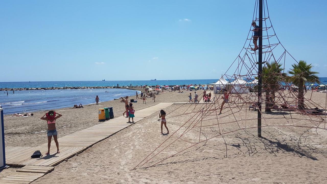 Turina Beach Аликанте Екстериор снимка